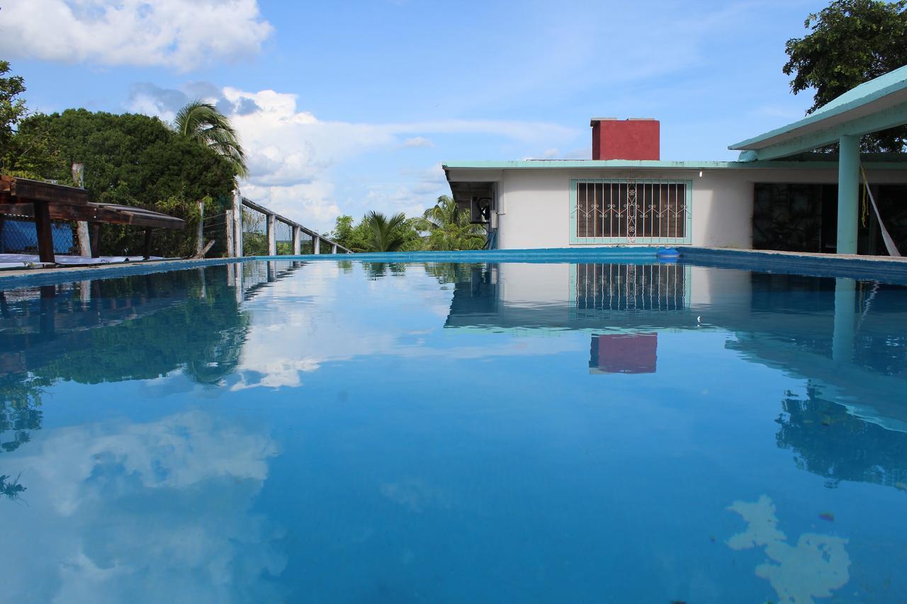 Casa Maya Blue Hotel Bacalar Buitenkant foto